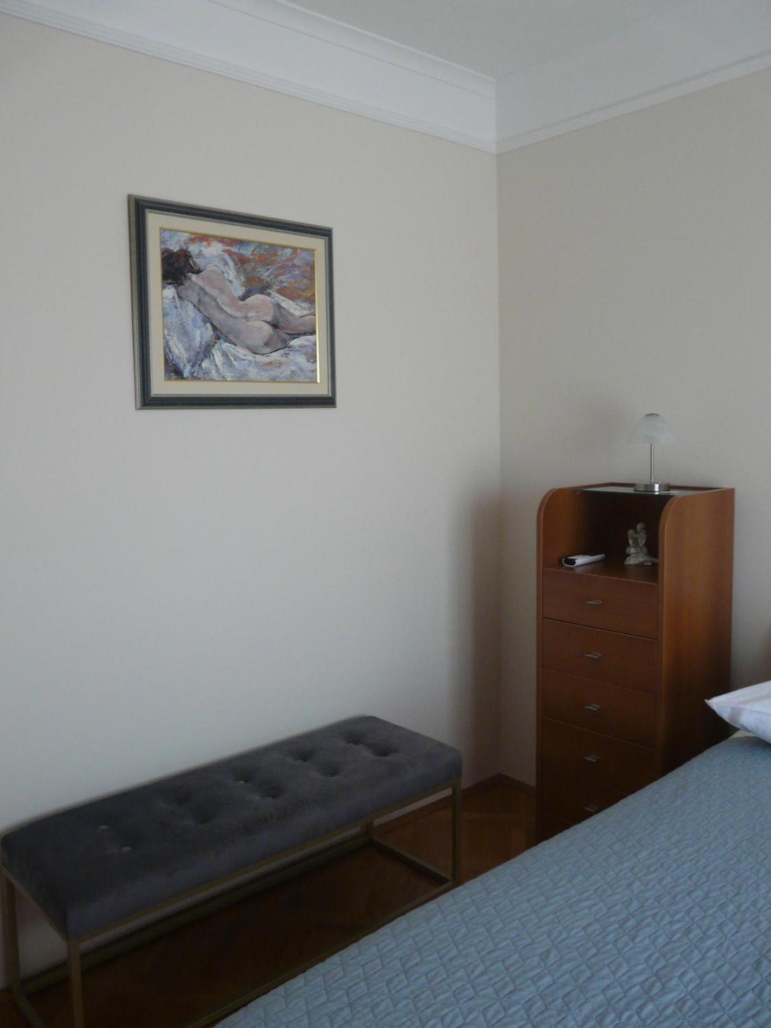 Valerija Apartment *